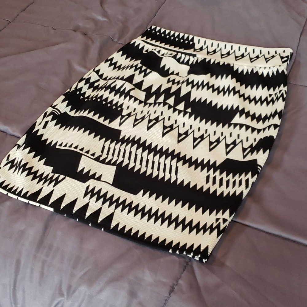 J Mode pencil skirt